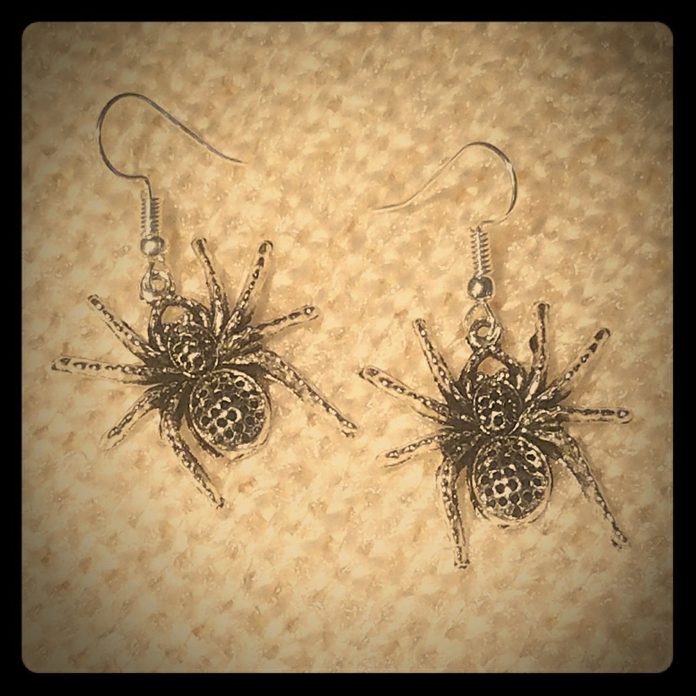 💥SALE 3 for $20💥Spider Earrings
